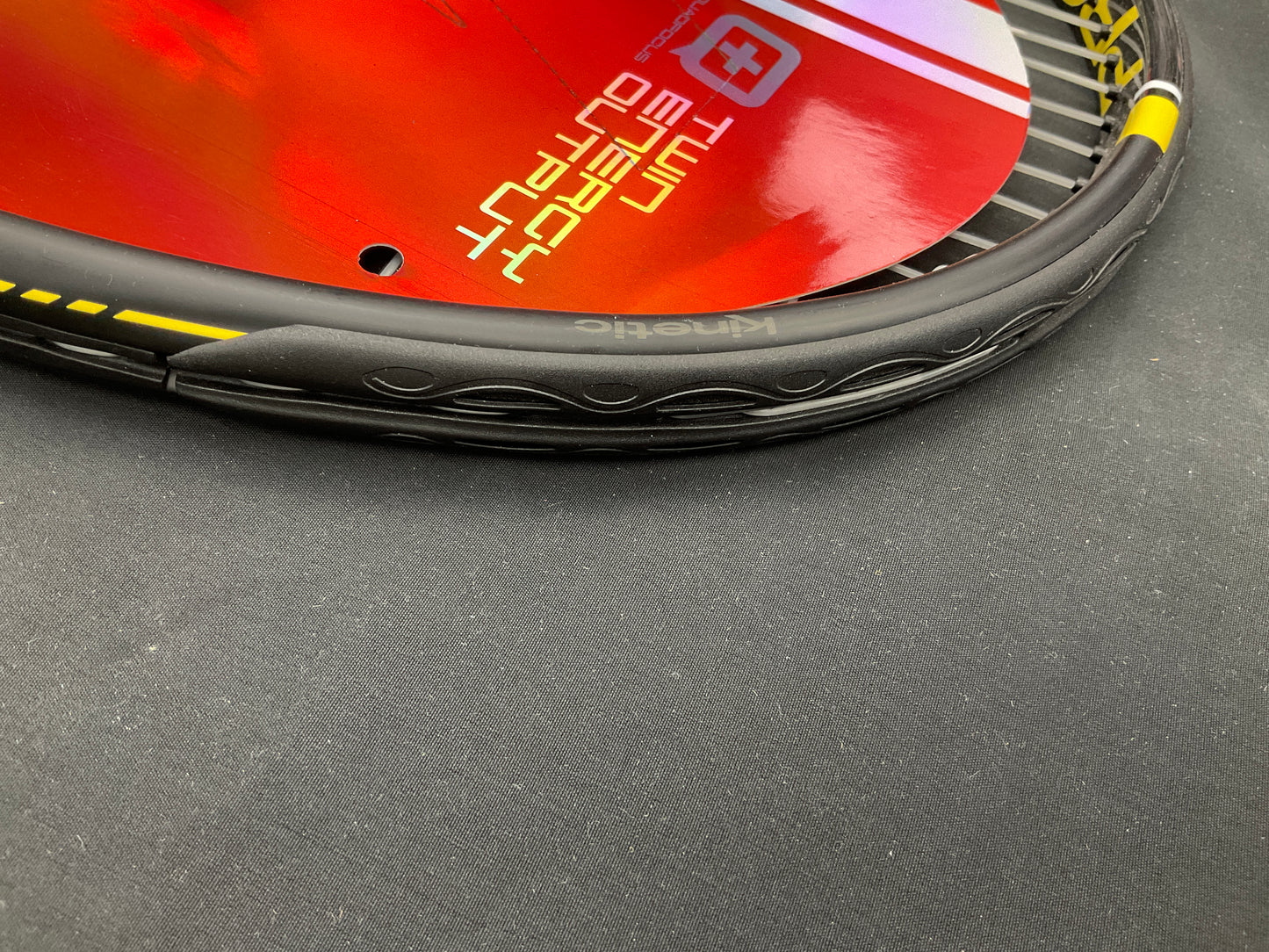 Pro Kennex Kinetic Q+5 - 4 1/2 Grip Size