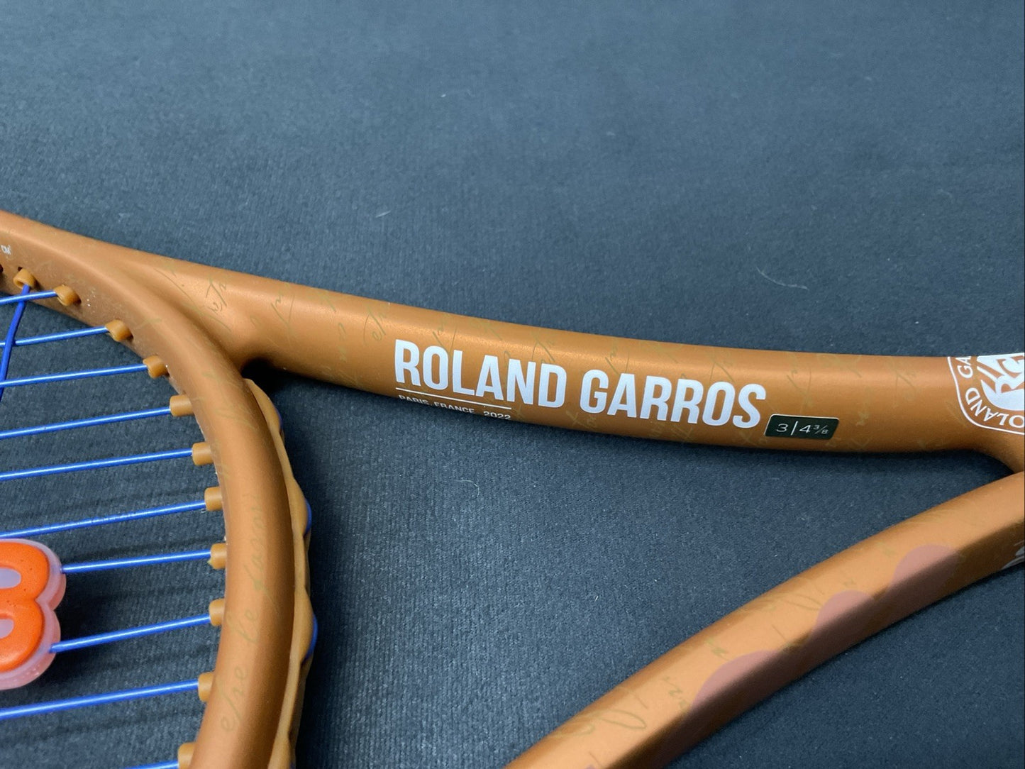 Wilson Blade 98 V8 Roland Garros Tennis Racquet 18x20, 4 3/8 grip, 305g,