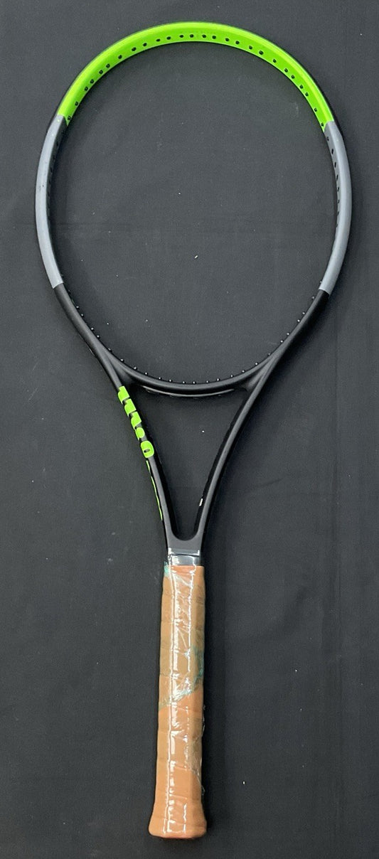 Wilson Balde 104 V7 Serena Williams Autograph Edition Grip Size 3