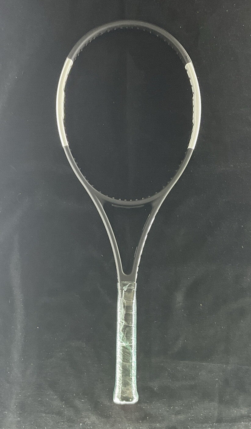 Wilson Pro staff 97 Limited Edition Grip Size 4 3/8”