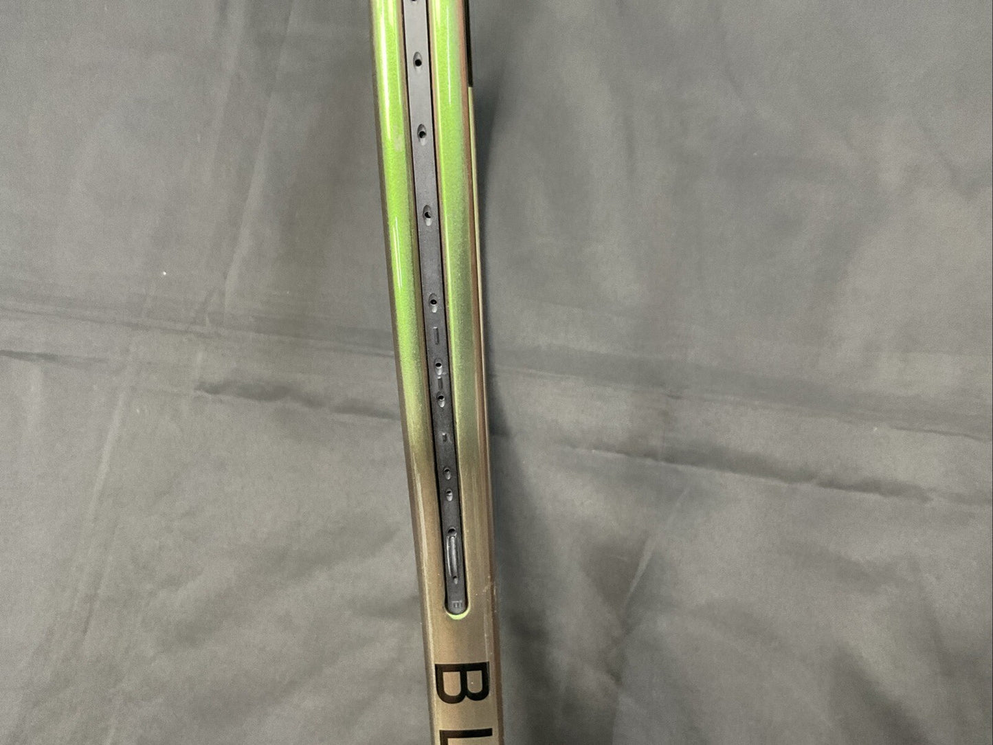 Wilson Blade Pro 98 V8 Grip Size 3/8”