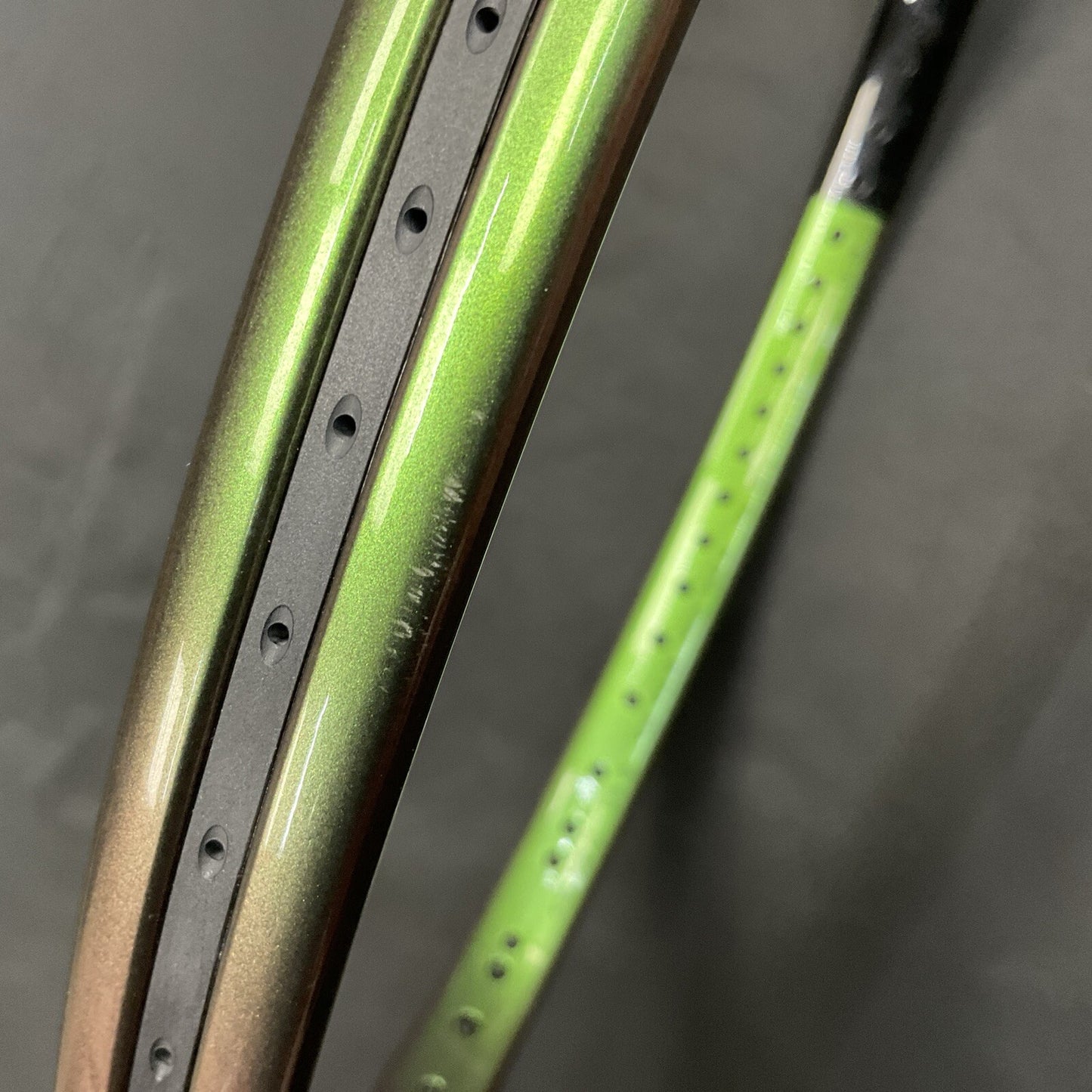 Wilson Blade Pro 98 V8 16/19 Grip Size 3/8”