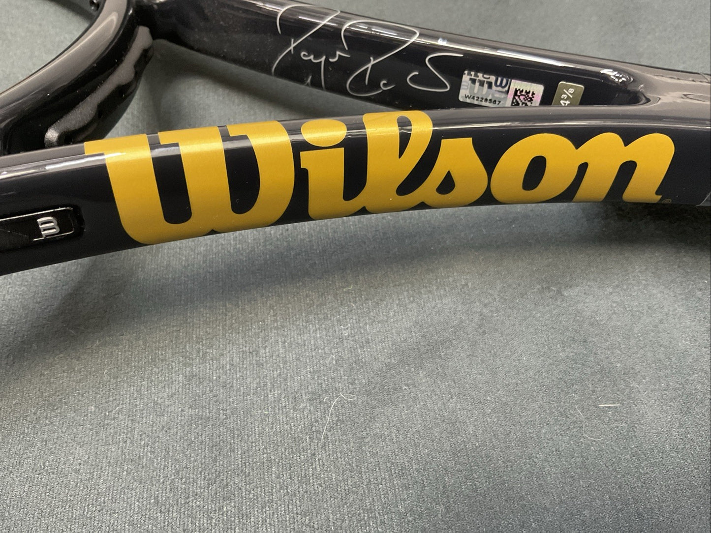 Wilson Pro Staff RF97 Autograph V12 , Black / Gold, 4-3/8, NEW
