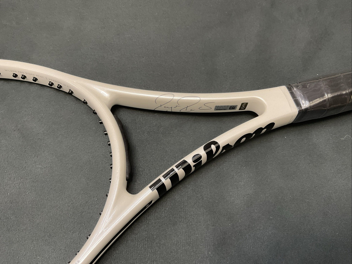 Wilson Pro Staff RF97 Autograph V12, White / Black, 4-3/8, NEW
