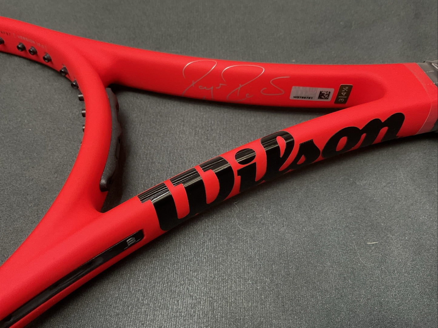 Wilson Pro Staff RF97 Autograph V12 Custom RED 4 3/8 Grip