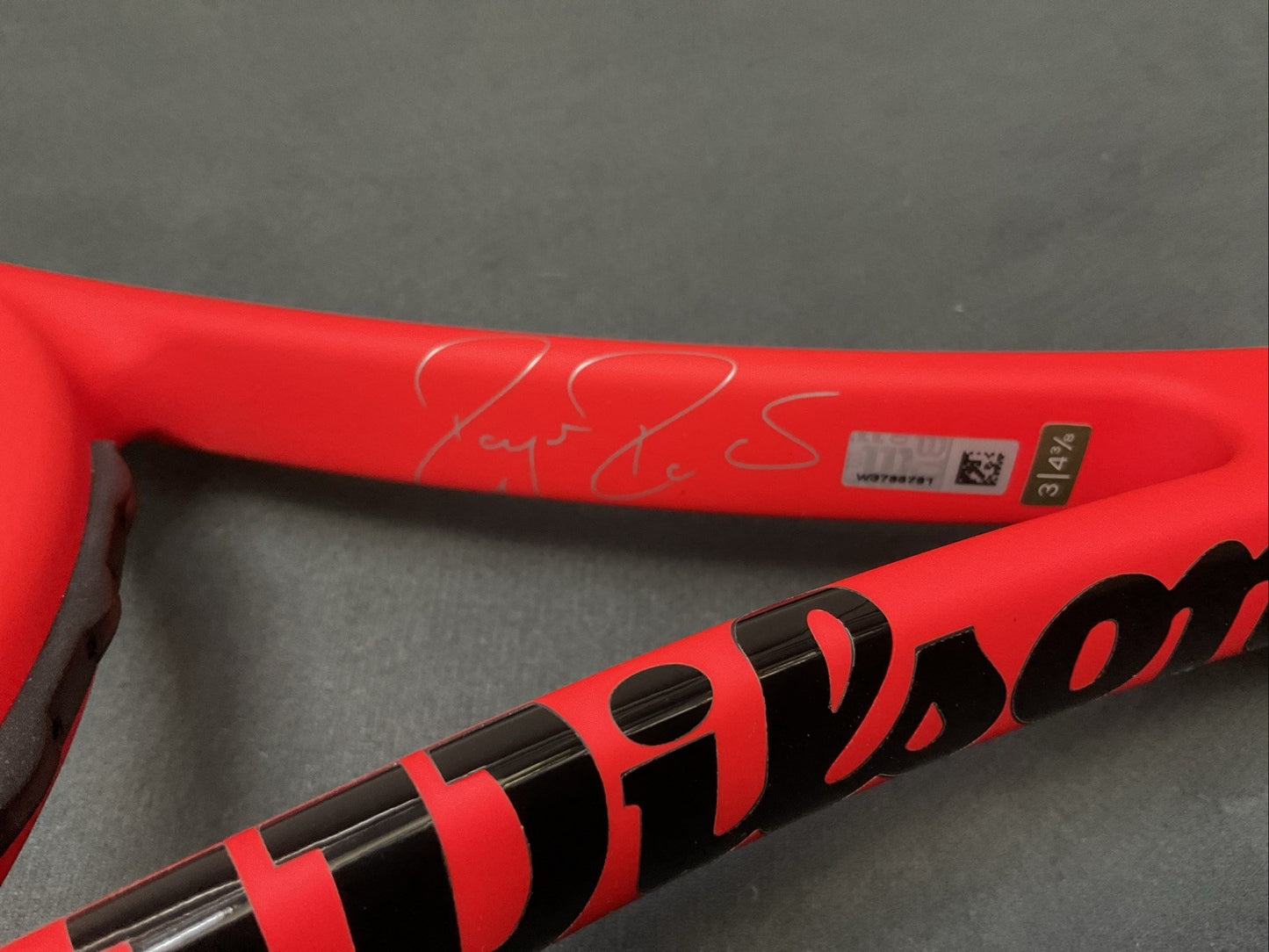 Wilson Pro Staff RF97 Autograph V12 Custom RED 4 3/8 Grip