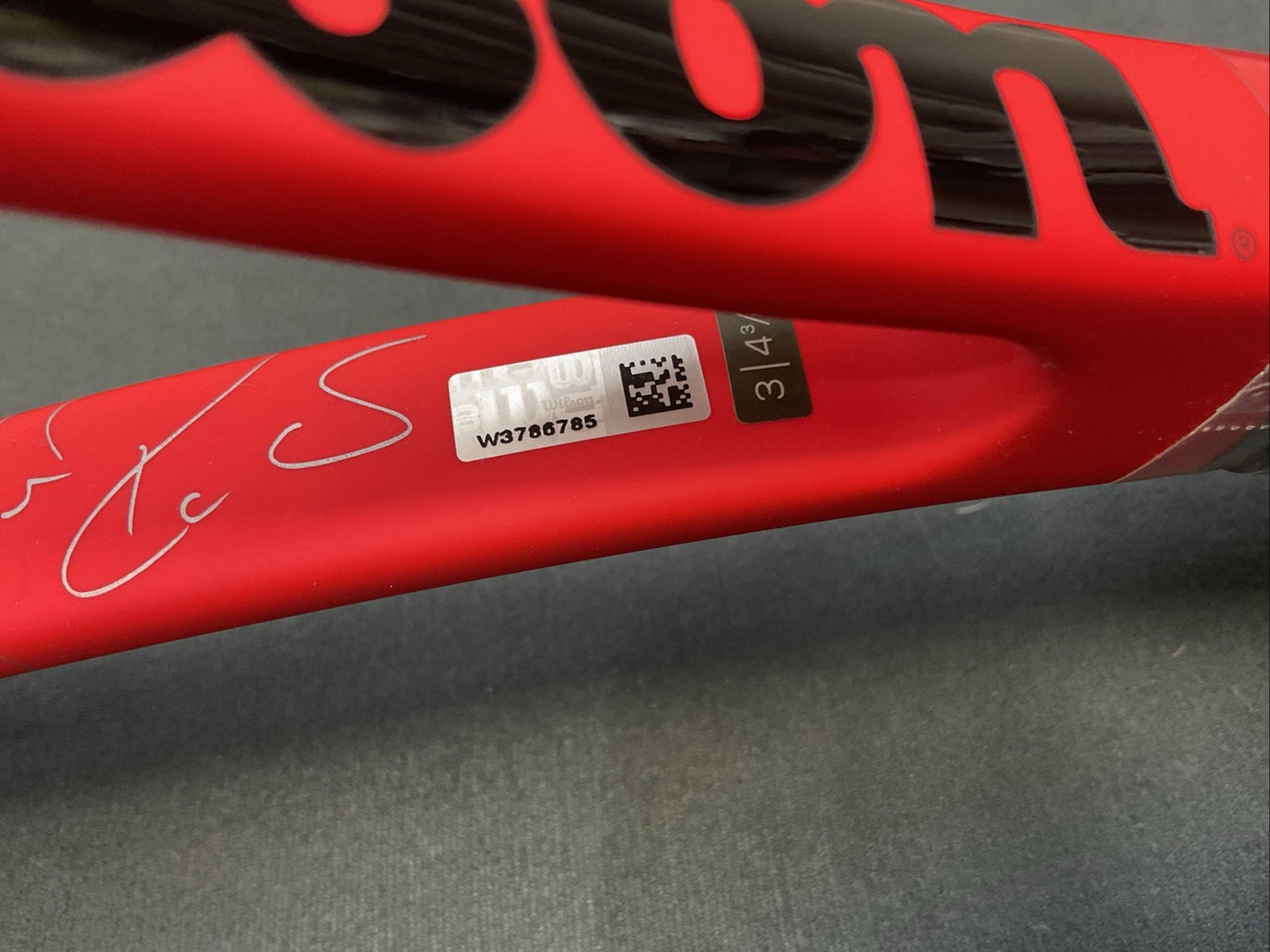 Wilson Pro Staff RF97 Autograph V12 Custom RED 4 3/8 Grip