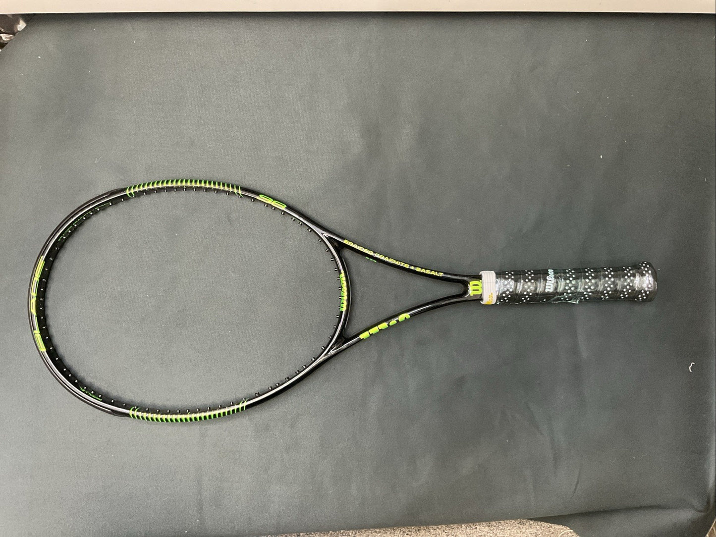 Wilson Blade V6 98 18/20 - Pro Stock Racket - Grip Size 4 1/2