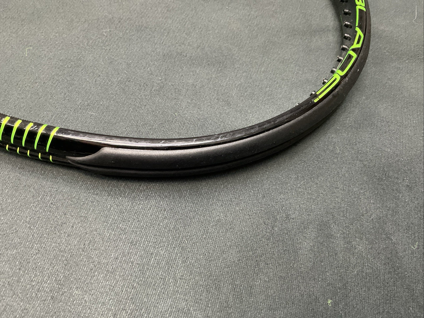 Wilson Blade V6 98 18/20 - Pro Stock Racket - Grip Size 4 1/2