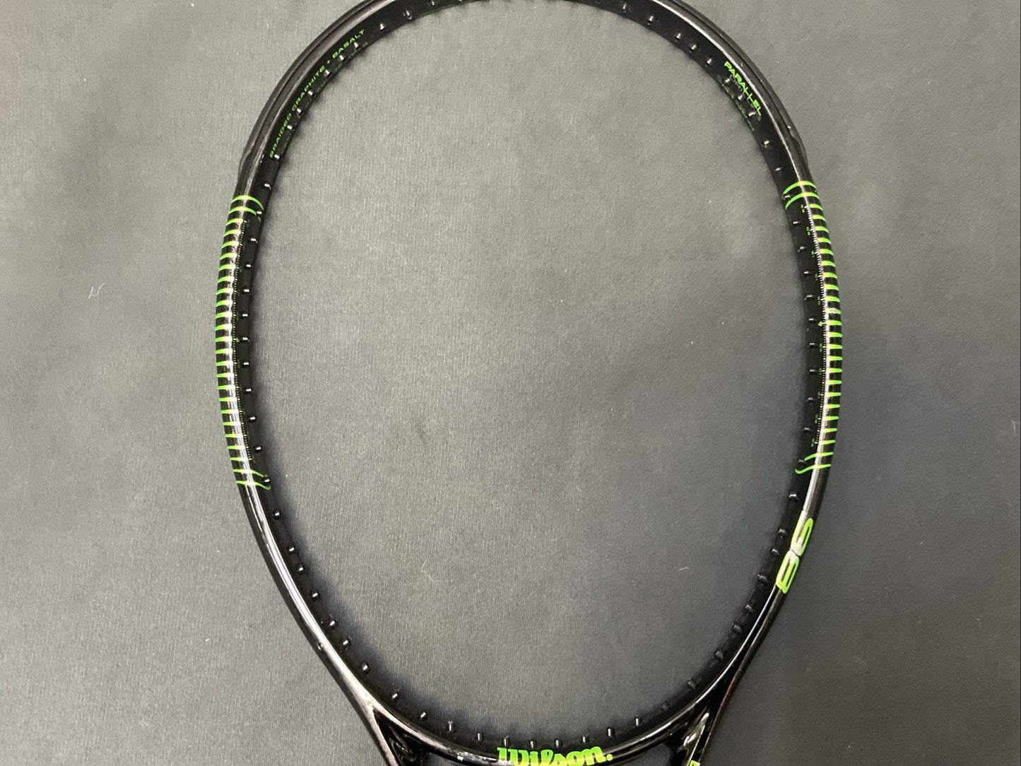 Wilson Blade V6 98 18/20 - Pro Stock Racket - Grip Size 4 1/2