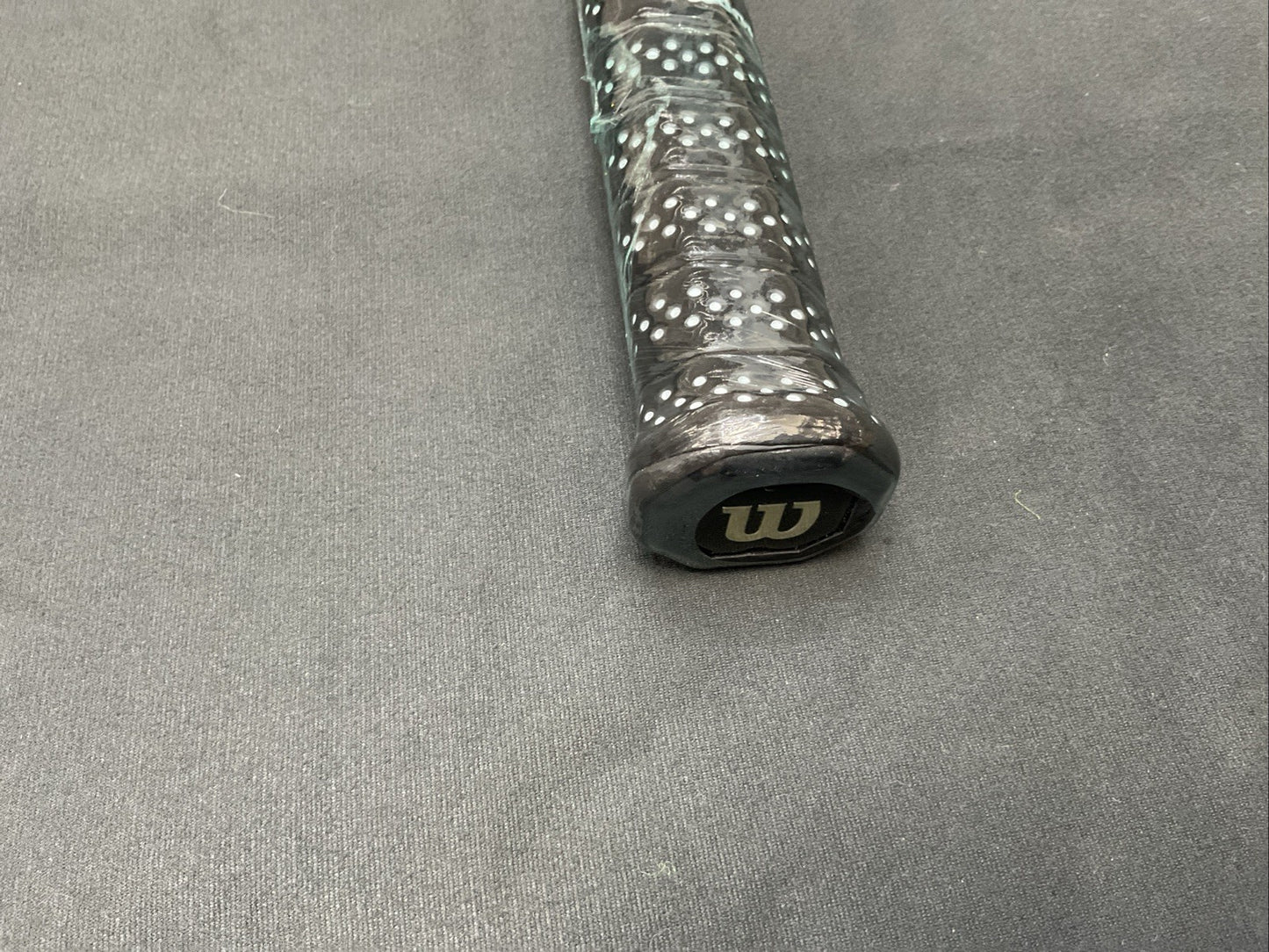 Wilson Blade V6 98 18/20 - Pro Stock Racket - Grip Size 4 1/2