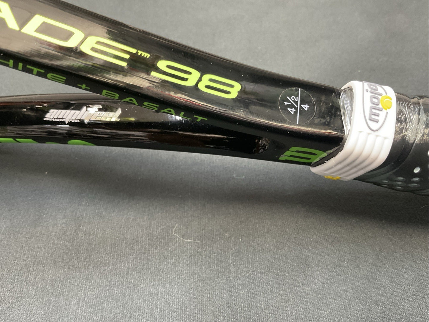 Wilson Blade V6 98 18/20 - Pro Stock Racket - Grip Size 4 1/2