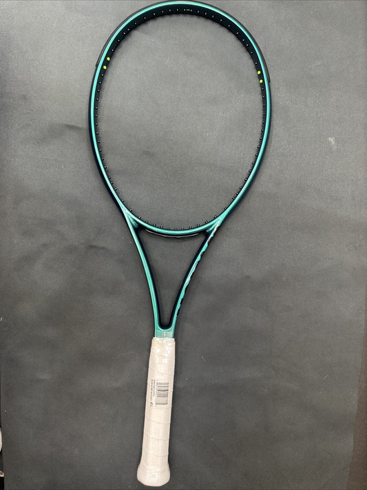 Wilson K-Blade 98  16/19 - Pro Stock Racket - Grip Size 4 3/8. Blade V9 Paint