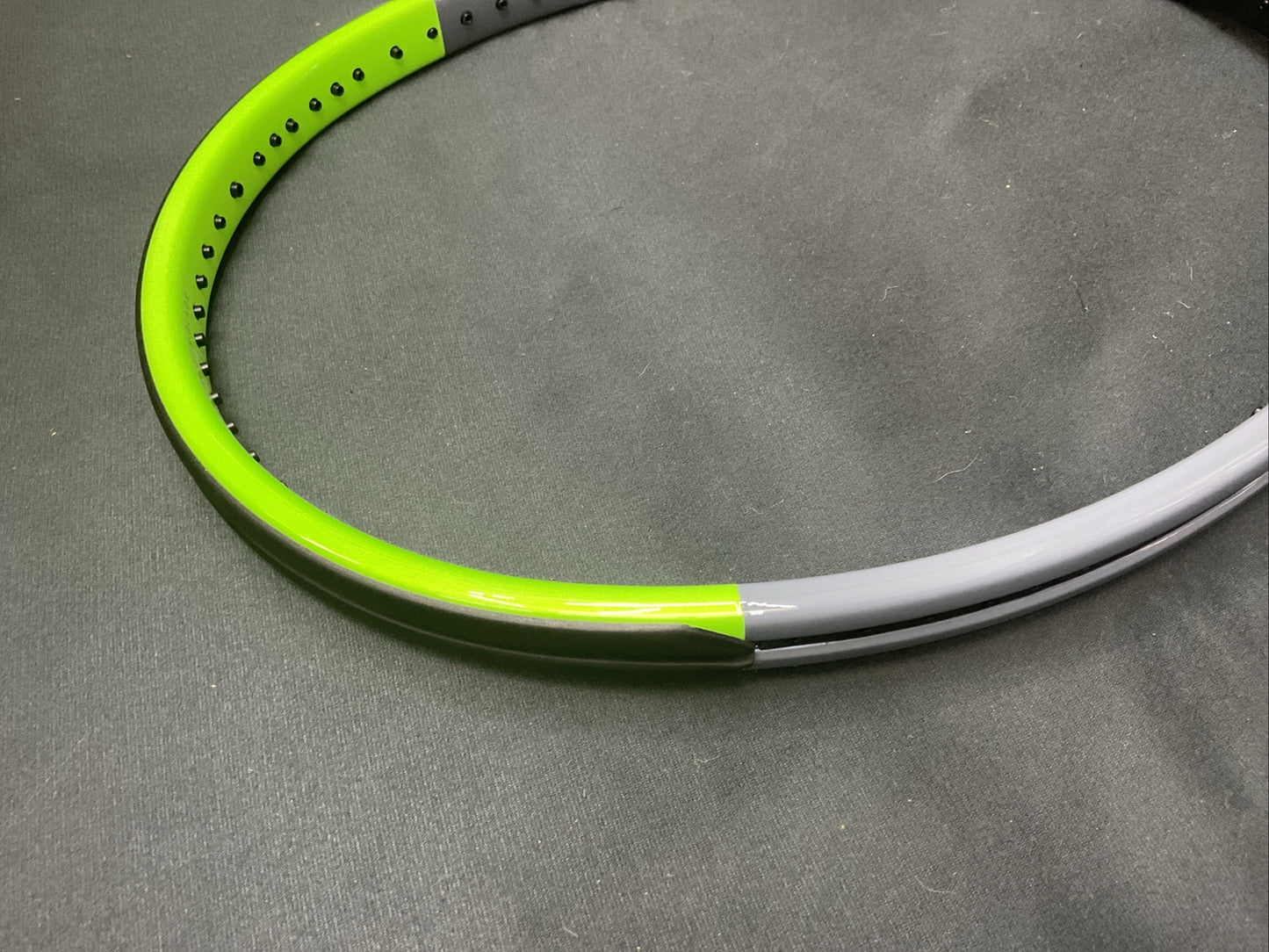 Wilson Blade Pro V7 18x20 (4 3/8) Customized (Orange Band)