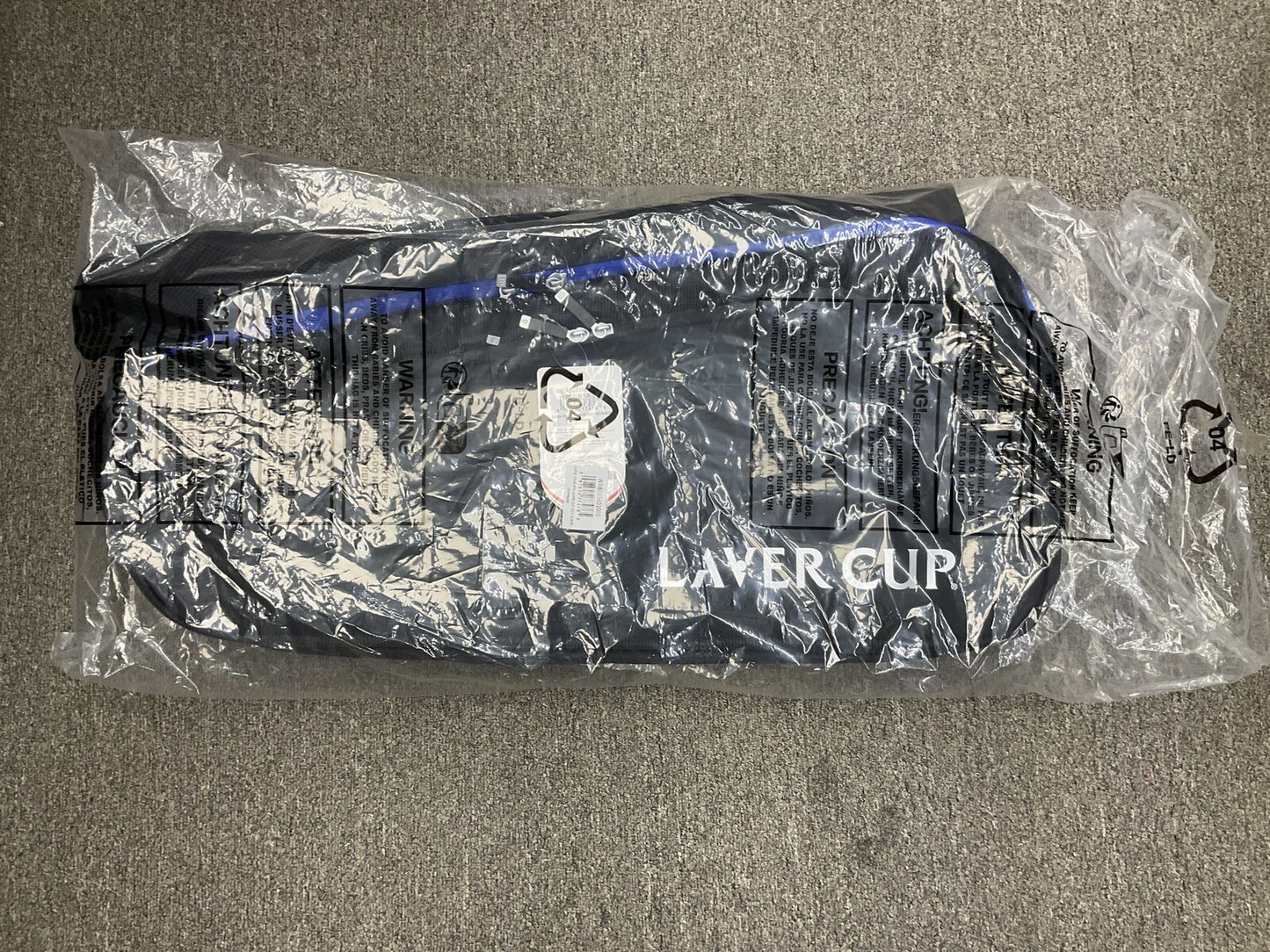 9 Pack - Wilson Super Tour Laver Cup 2023 Bag - Black