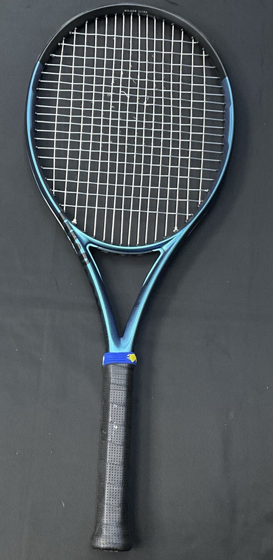 Wilson Ultra Tour 100 V4 Grip Size 2. (PROSTOCK Ultra 100 V2)