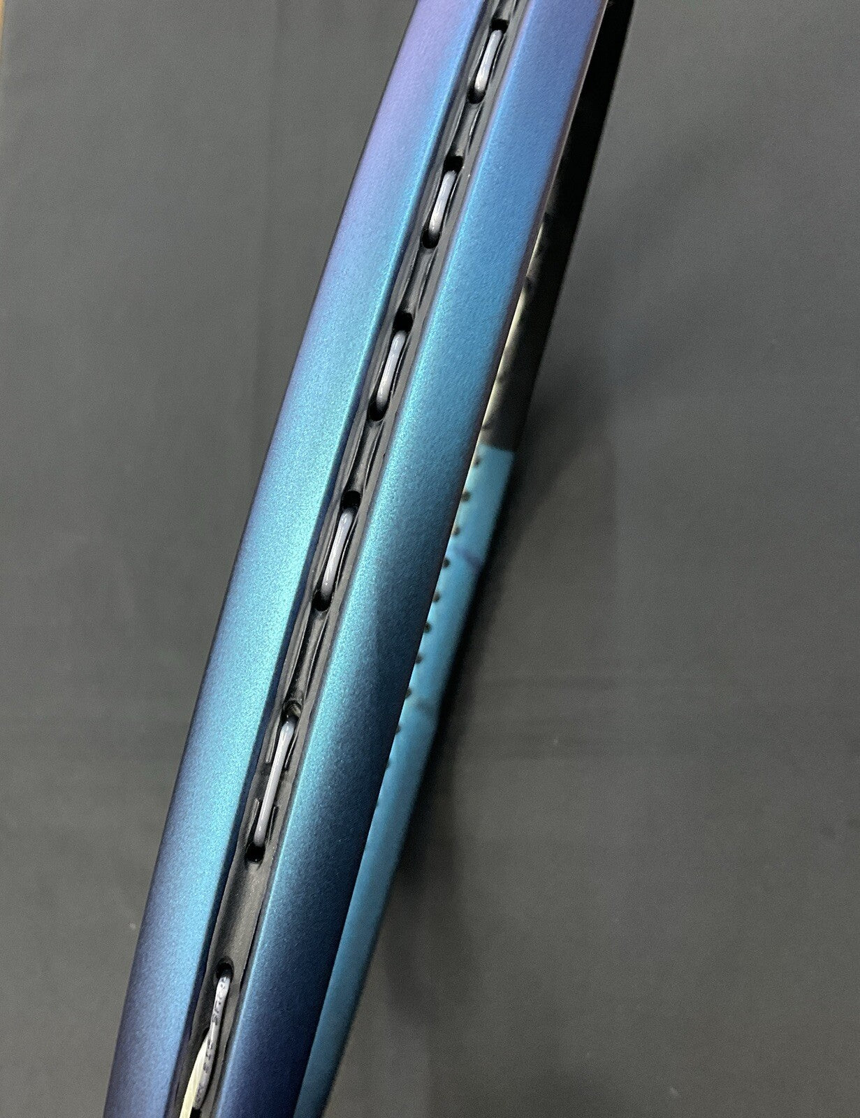 Wilson Ultra Tour 100 V4 Grip Size 2. (PROSTOCK Ultra 100 V2)