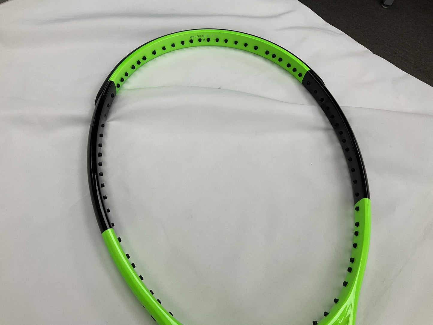Wilson K-Blade 98 Pro Stock - Grip Size 4 3/8