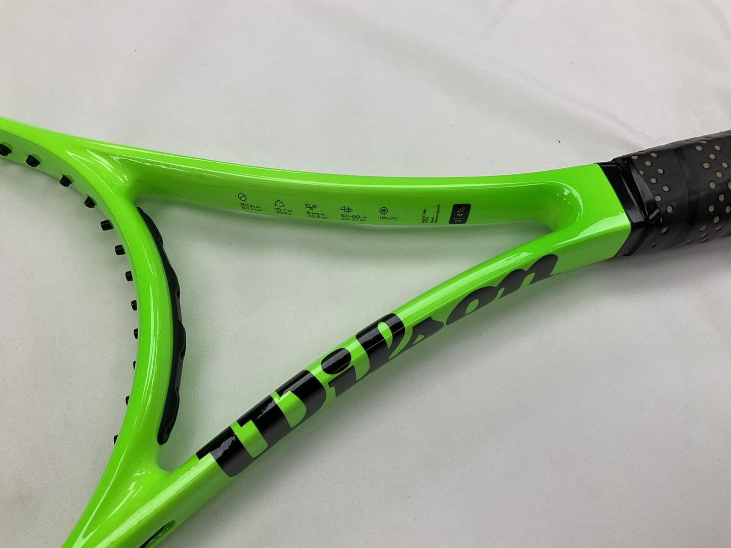 Wilson K-Blade 98 Pro Stock - Grip Size 4 3/8