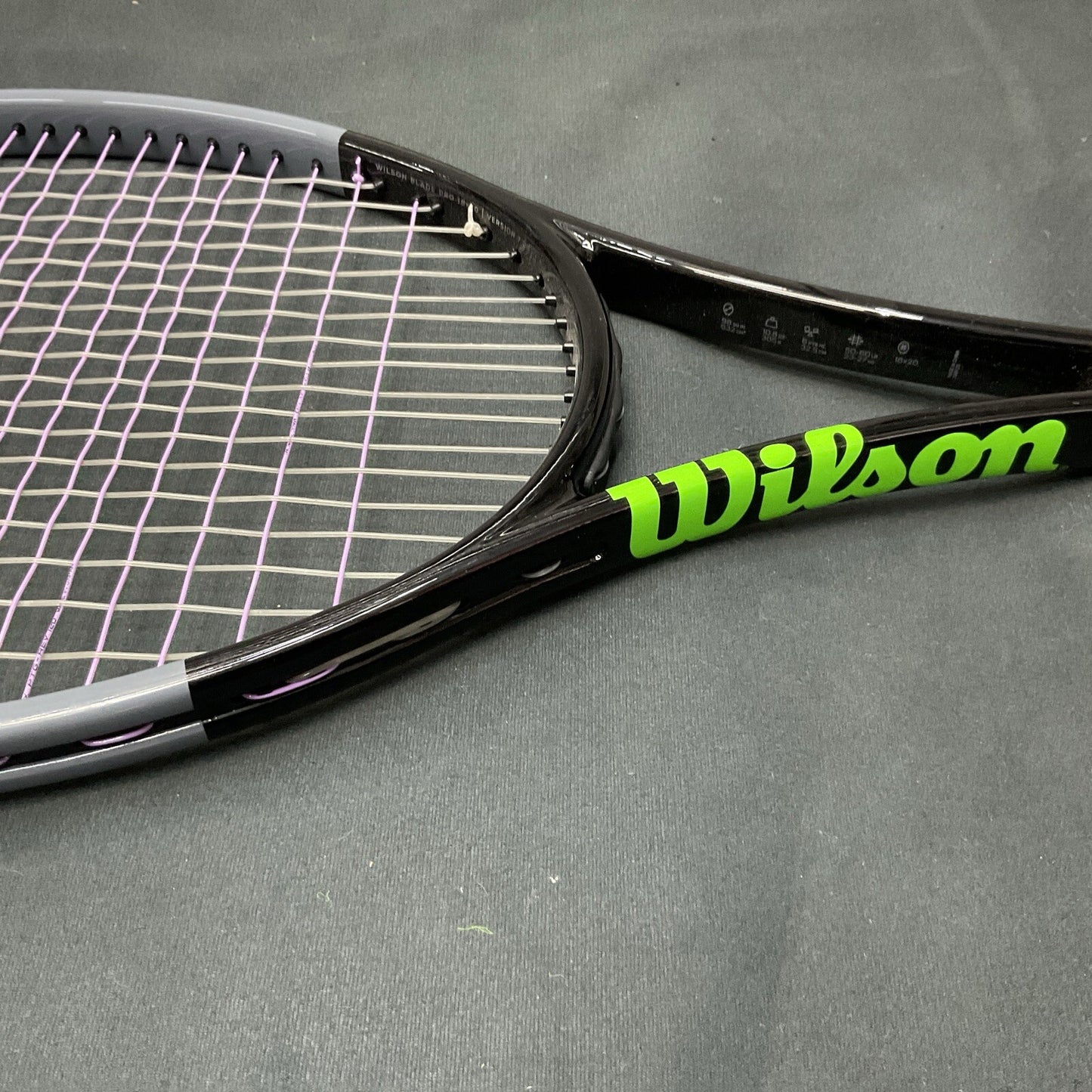 Wilson Blade Pro V7 18x20 (4 3/8)