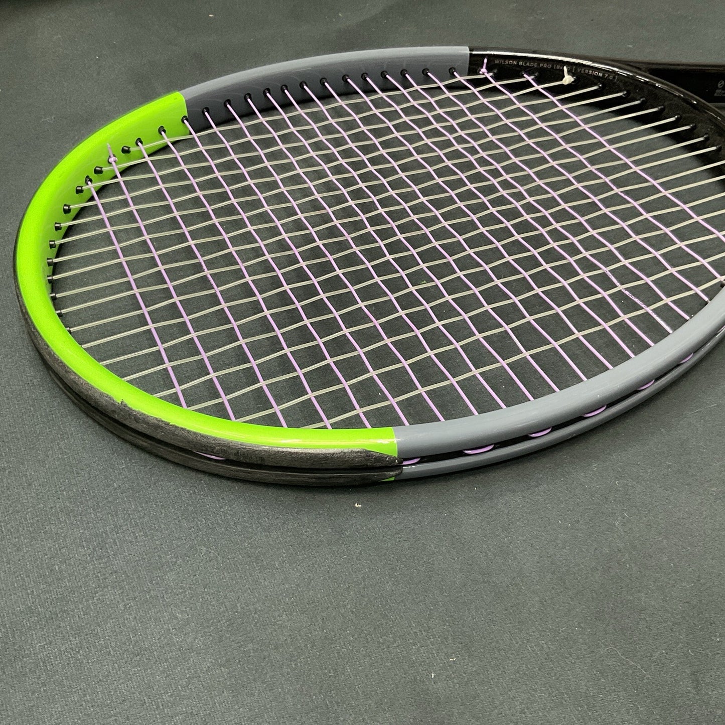 Wilson Blade Pro V7 18x20 (4 3/8)