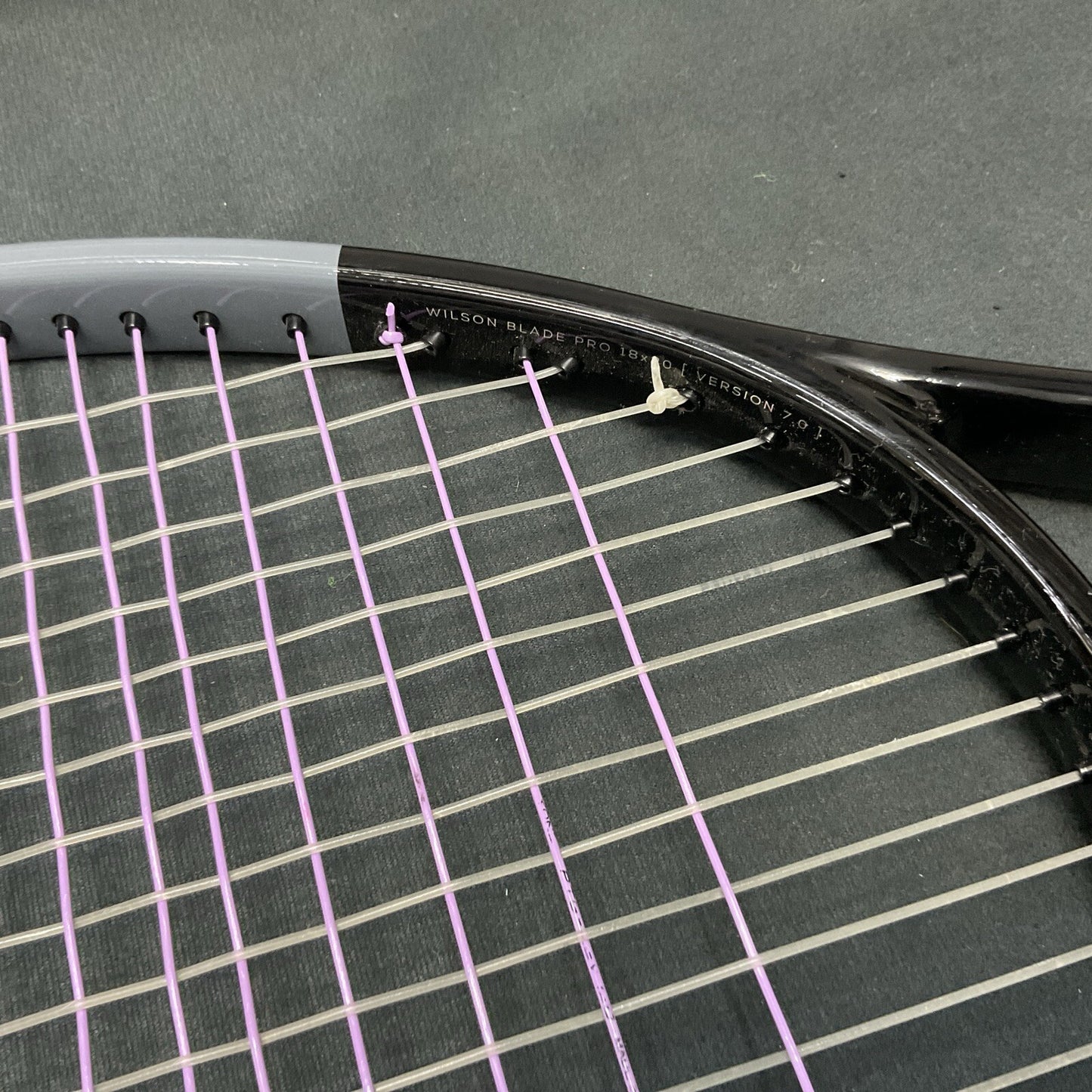 Wilson Blade Pro V7 18x20 (4 3/8)