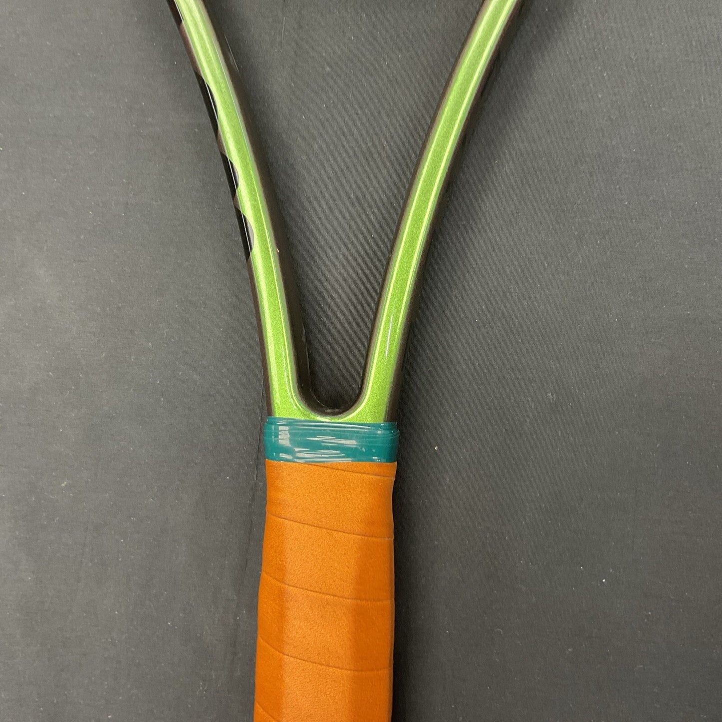 Wilson Blade Pro 18/20 V8 Tennis Racquet 4 3/8