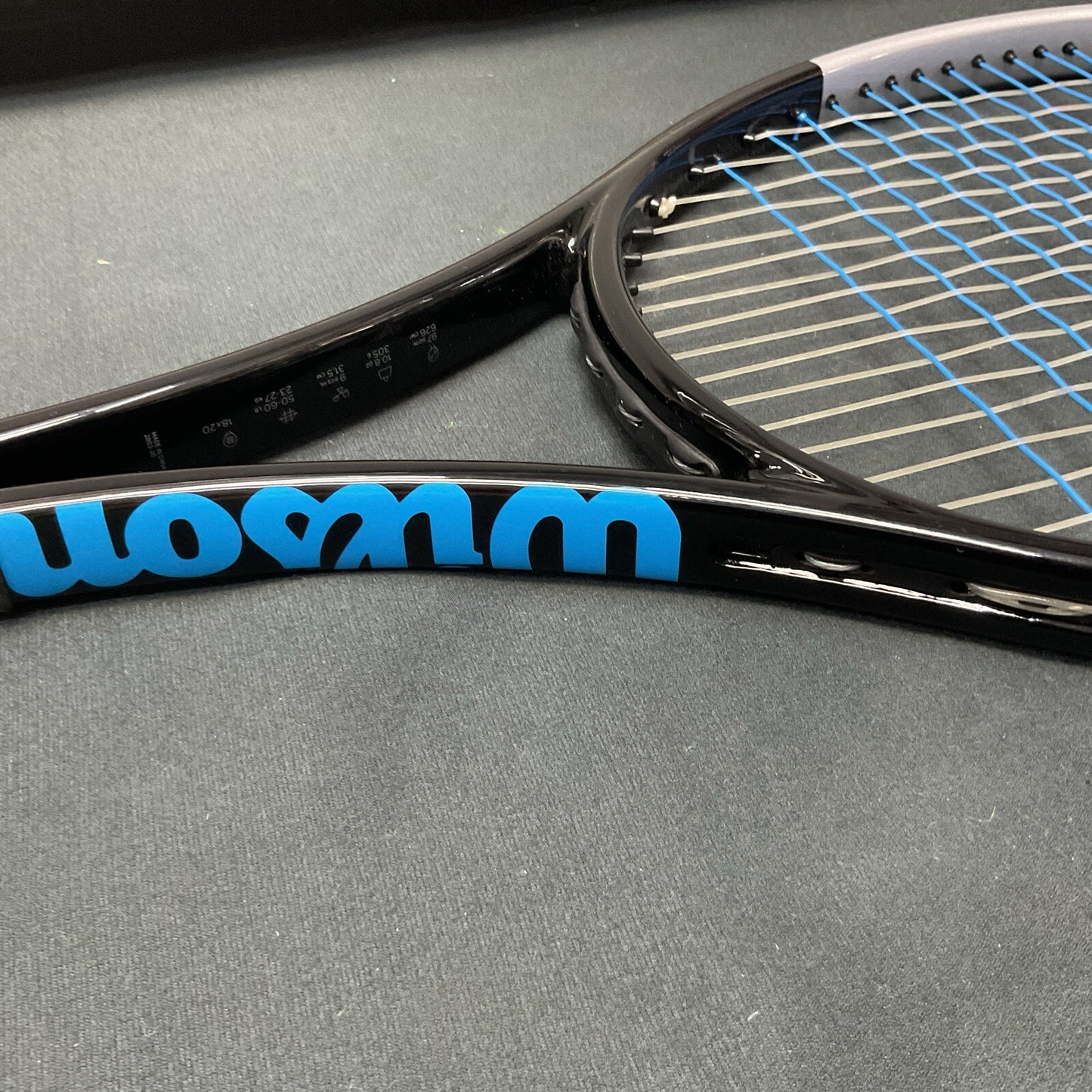 Grip Size 4 3/8 - Wilson v.3 Ultra Pro Great Condition