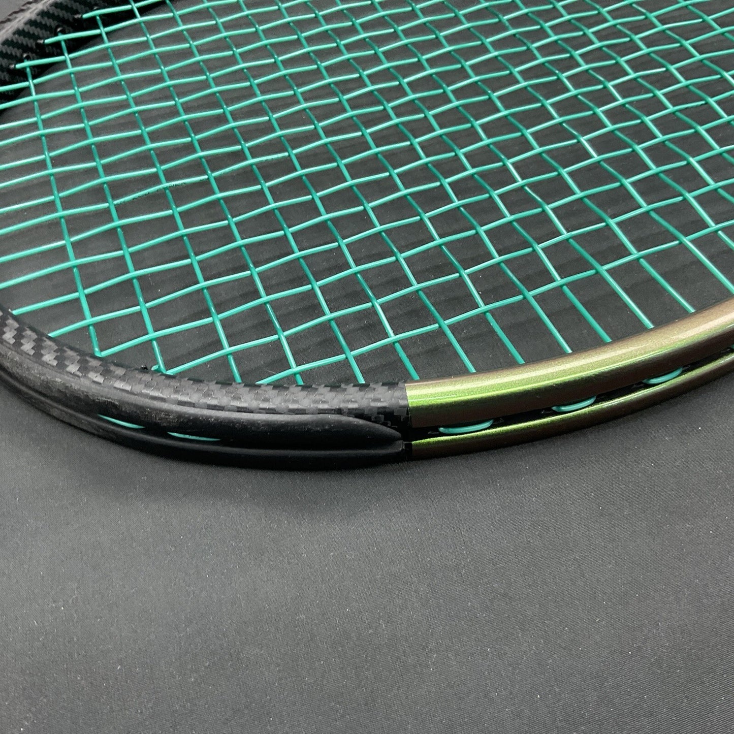Wilson Blade Pro 18/20 V8 Tennis Racquet 4 3/8