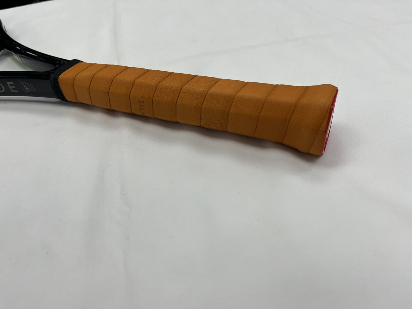 Wilson Blade Pro V7 18x20 27.5” Long (4 3/8) Leather Grip Pro Staff Buttcap