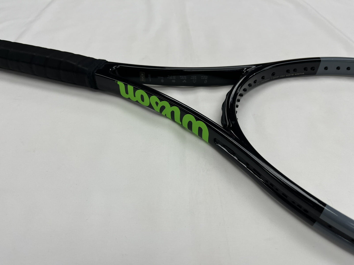 Wilson Blade Pro 18x20 v7 (4 3/8) (27.5”) Custom Length & Weights - Description