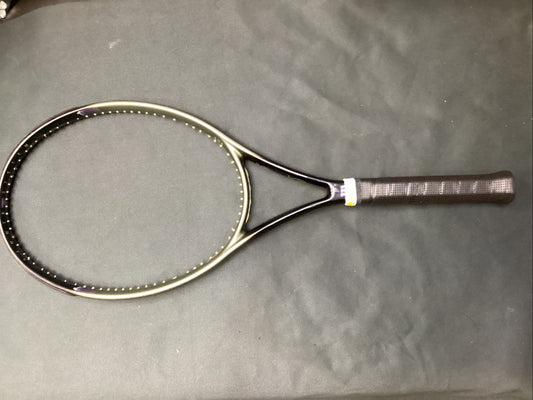 Wilson Profile Hammer System 2.7si 95 In Racquet Grip 4 3/8