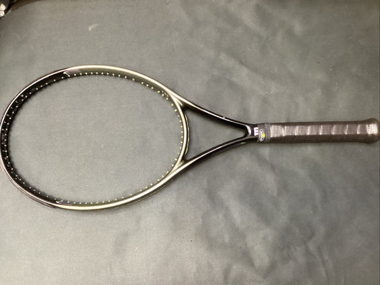 Wilson Profile Hammer System 2.7si 95 In Racquet Grip 4 3/8