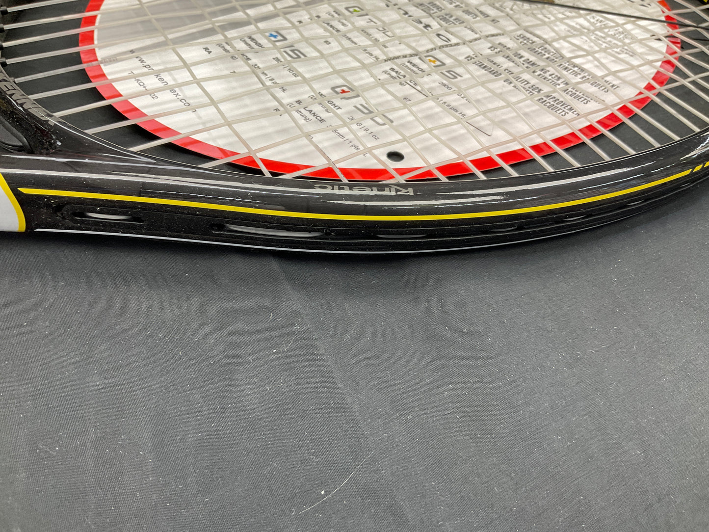 Pro Kennex Kinetic Q+5 - 4 1/2 Grip Size