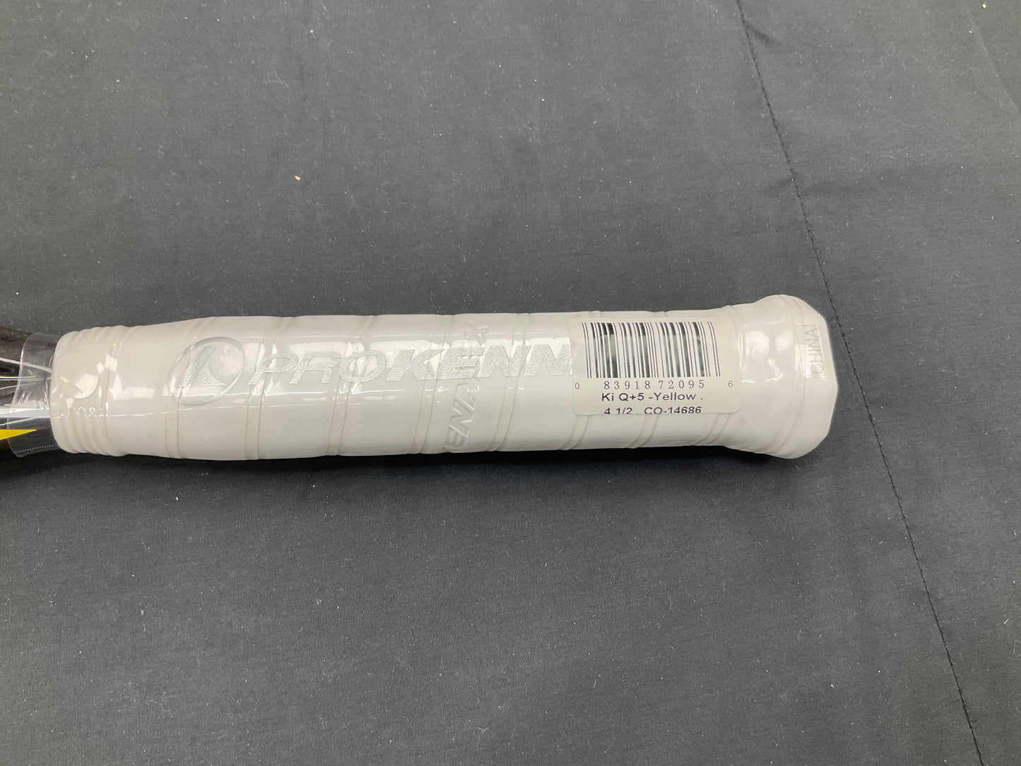 Pro Kennex Kinetic Q+5 - 4 1/2 Grip Size