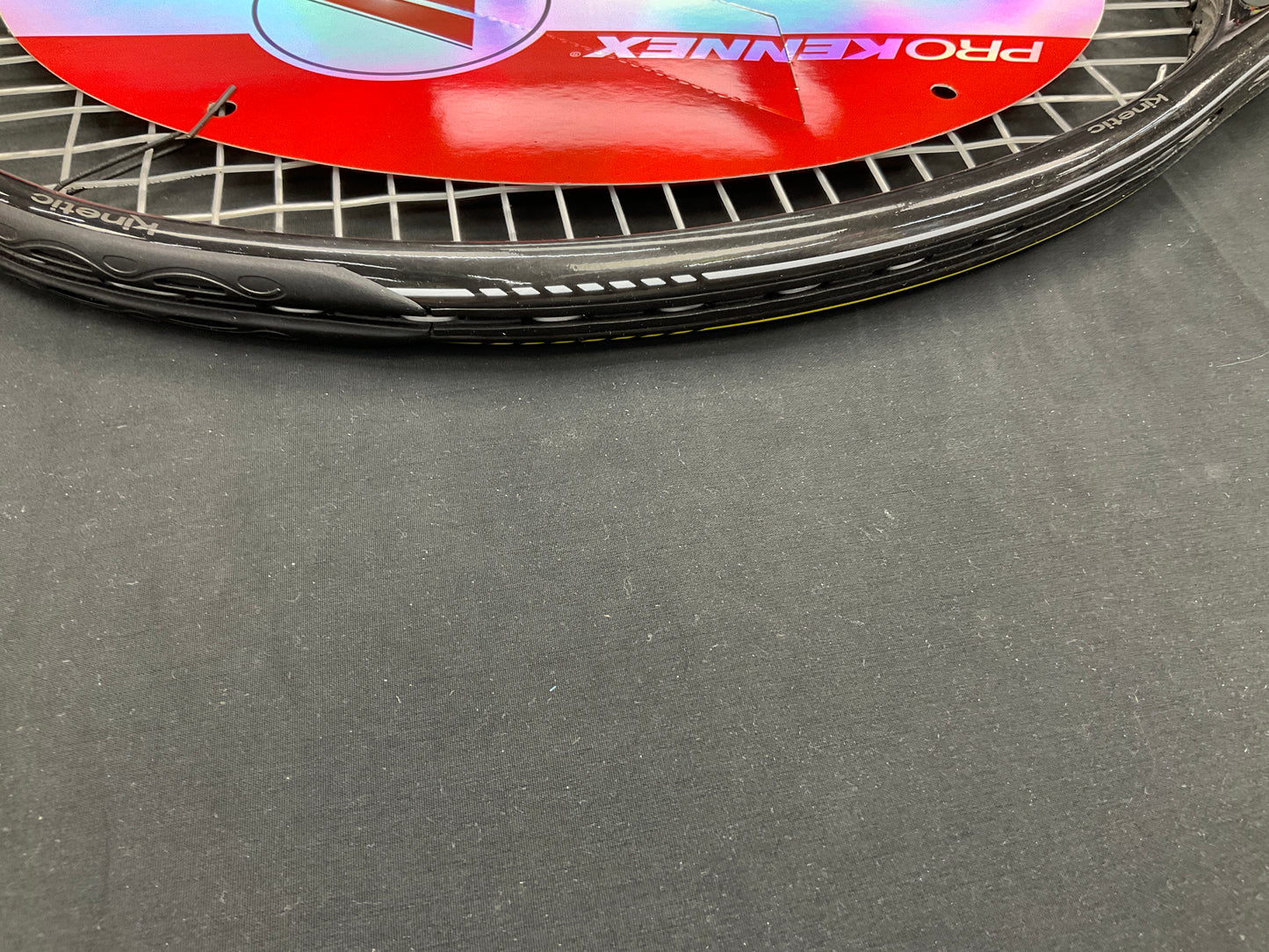 Pro Kennex Kinetic Q+5 - 4 1/2 Grip Size