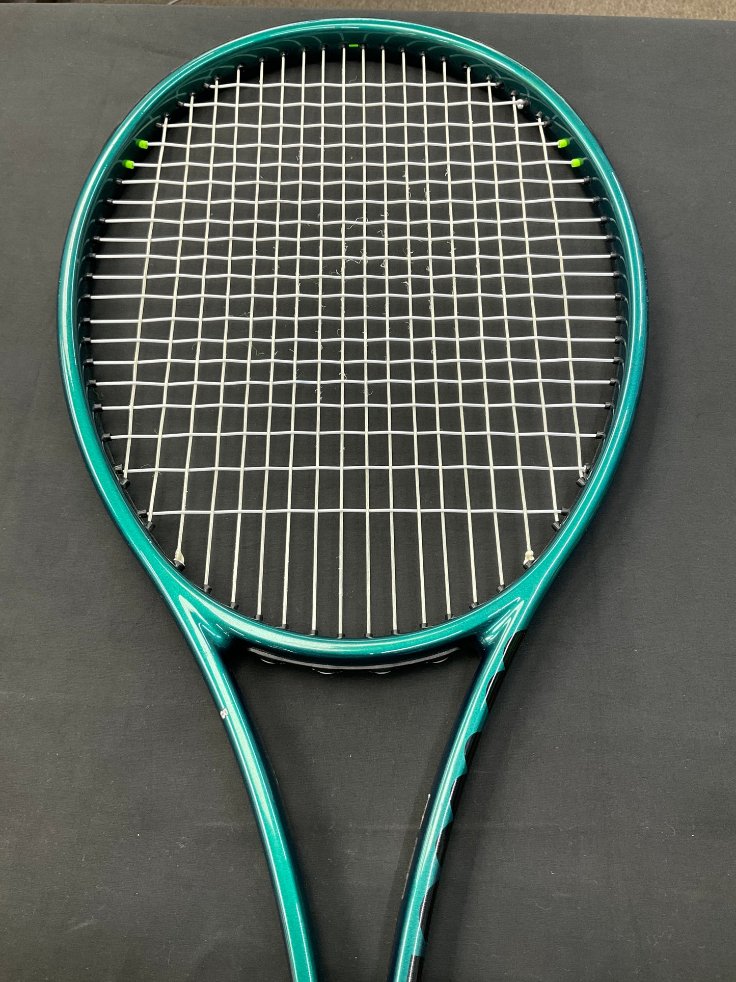 Wilson Blade 98 Pro v.9 (18x20) Used Tennis Racquet - #12043140