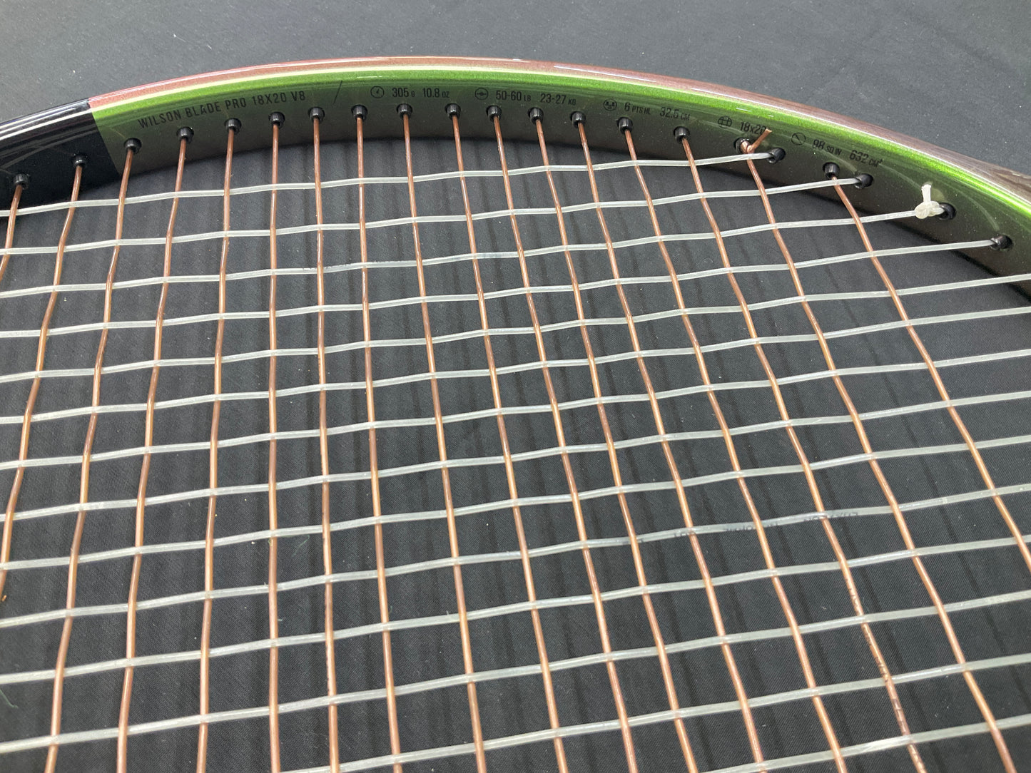 Wilson Blade 98 Pro v.8 (18x20) Used Tennis Racquet - #W4485997