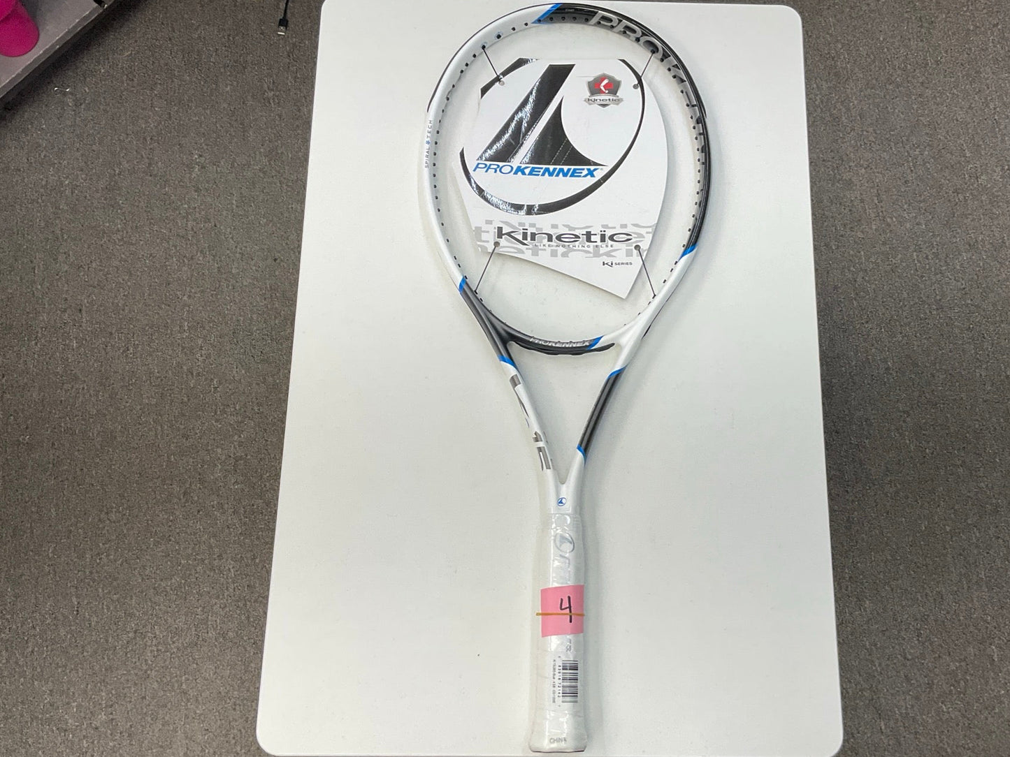 Pro Kennex Ki 15 260 Grip Size 5