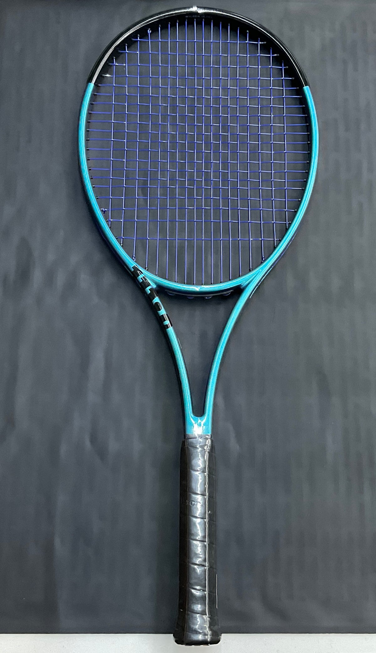 Wilson Ultra V4 Pro 18x20 305g 4 3/8”