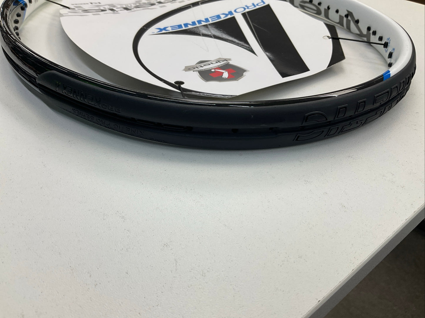 Pro Kennex Ki 15 260 Grip Size 5