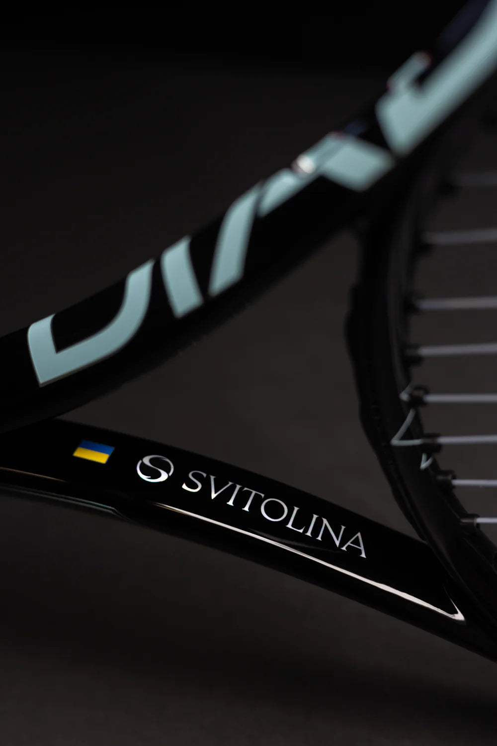 Diadem Axis 98 Elina Svitolina Signature Unstrung Tennis Racquet