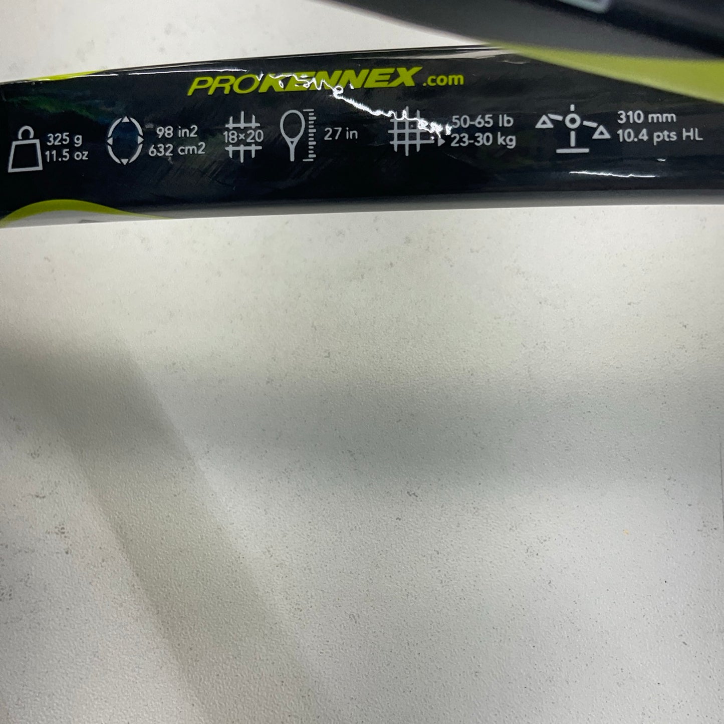Pro Kennex Ki Q+ Tour Pro 325 18x20 Grip Size 4 1/4