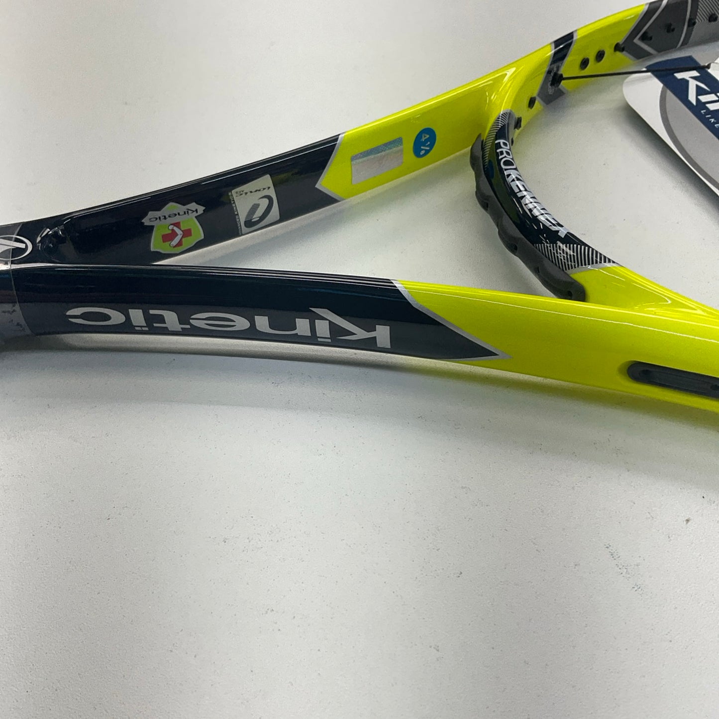 Pro Kennex Ki 5 320 Grip Size 4 1/8 Tennis Racket