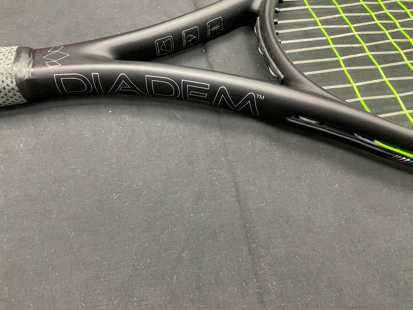 Diadem Nova Lite - 4 1/4 Grip Size