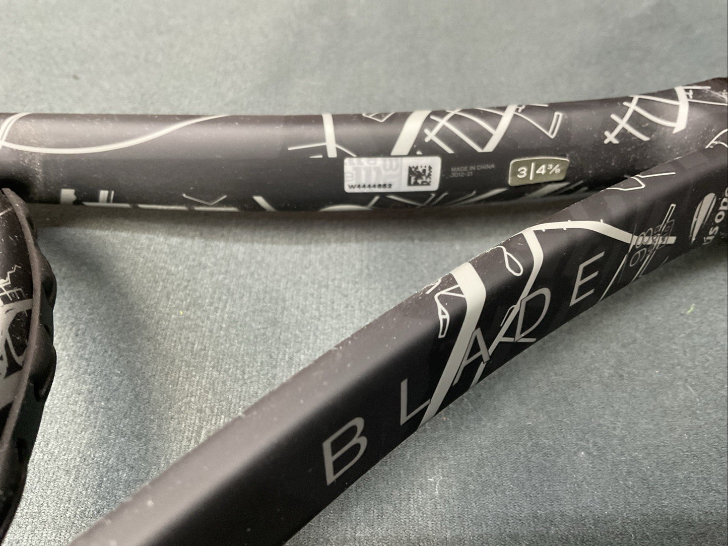 Wilson US Open 16x19 Limited Edition Blade 98 v8 - 4 3/8 Grip - Brand New