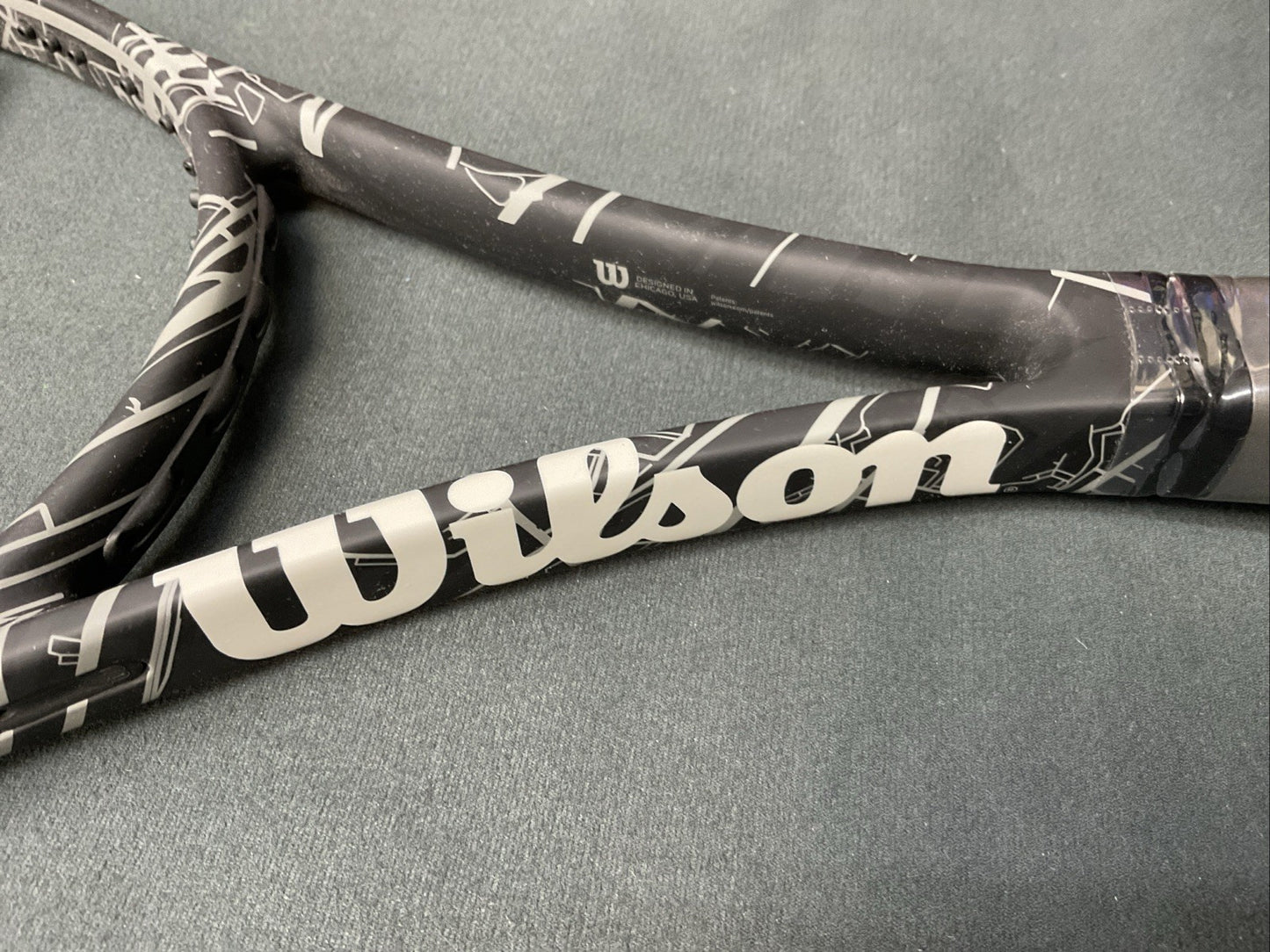 Wilson US Open 16x19 Limited Edition Blade 98 v8 - 4 3/8 Grip - Brand New