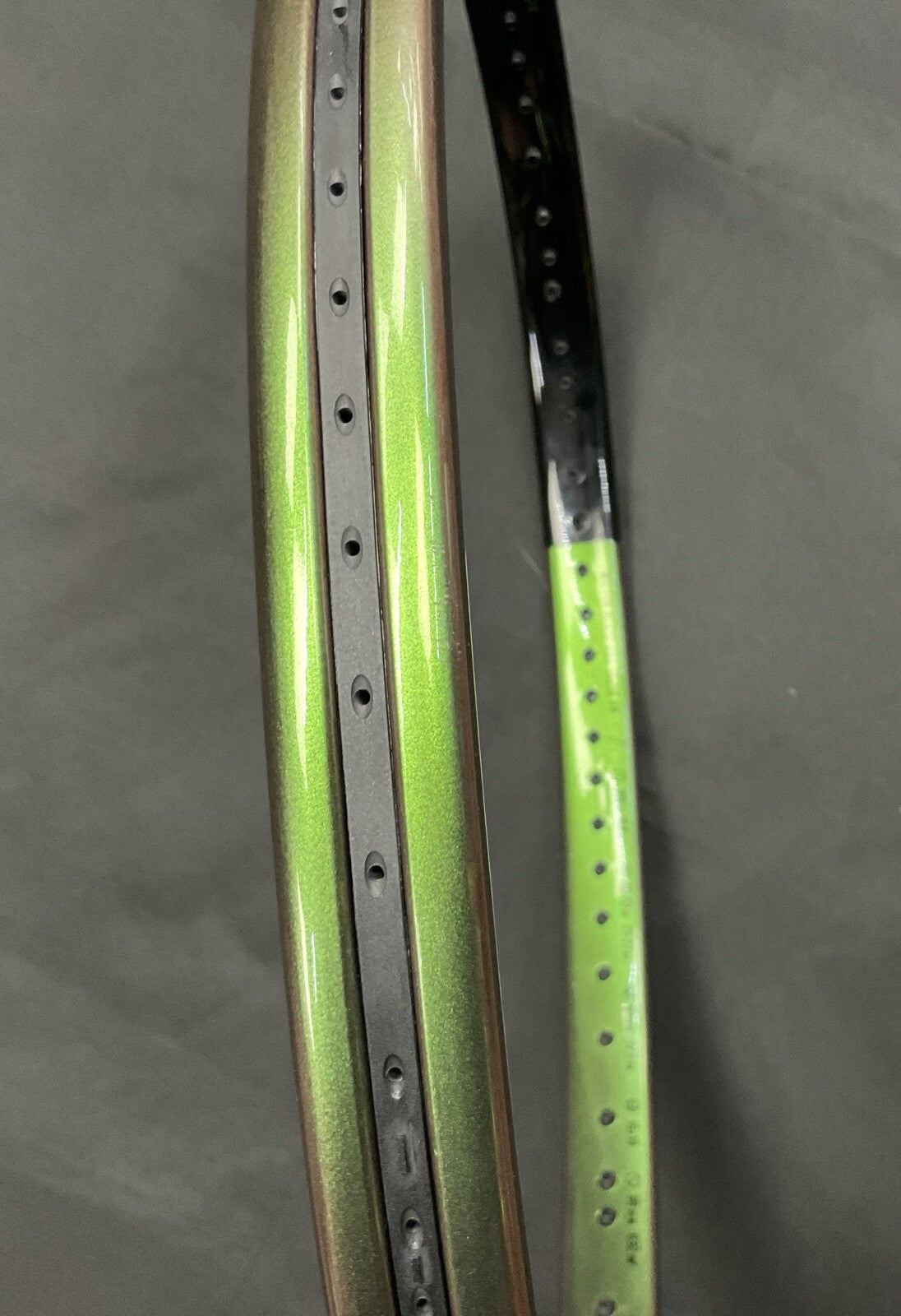 Wilson Blade Pro 98 V8 16/19 Grip Size 3/8”