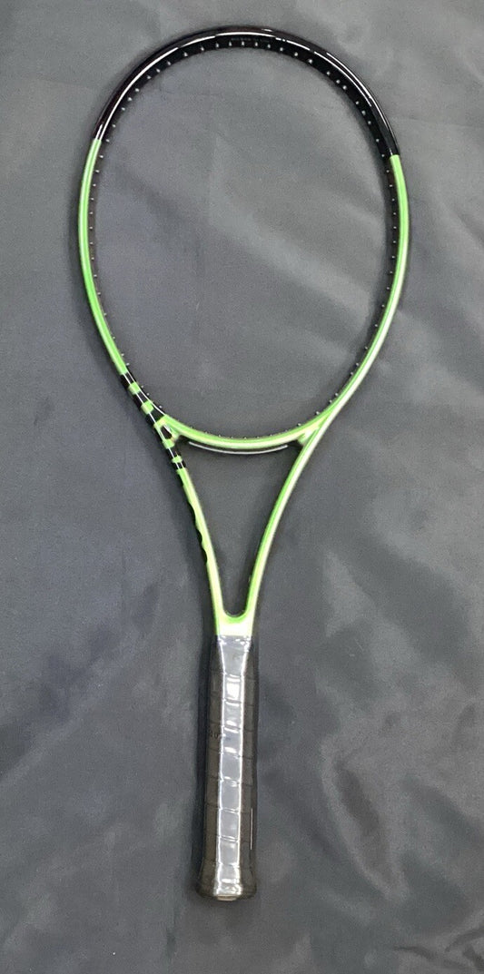 Wilson Blade V8 Pro Grip Size 4 3/8”    16/19 String Pattern