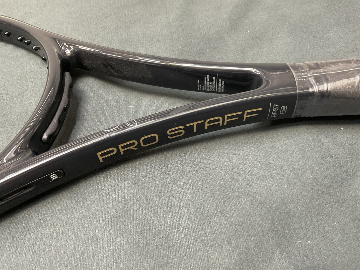 Wilson Pro Staff RF97 Autograph V12 , Black / Gold, 4-3/8, NEW